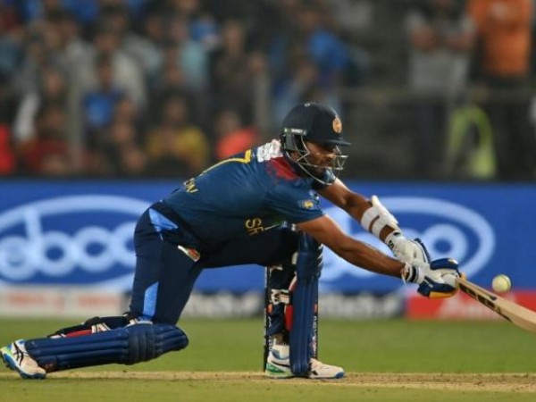 సిరాజ్ శుభారంభం..