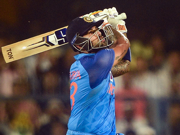 త్రిపాఠీ, సూర్య సూపర్