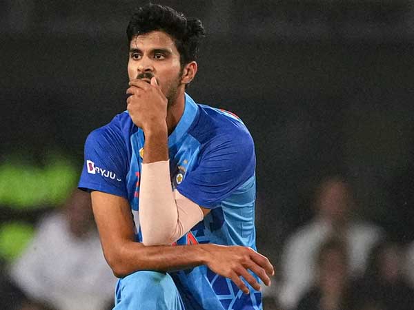 వాషింగ్టన్ అదిరే క్యాచ్