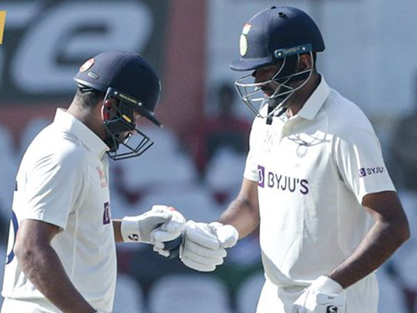 అశ్విన్ దూకుడు.. భారత్‌కు శుభారంభం..