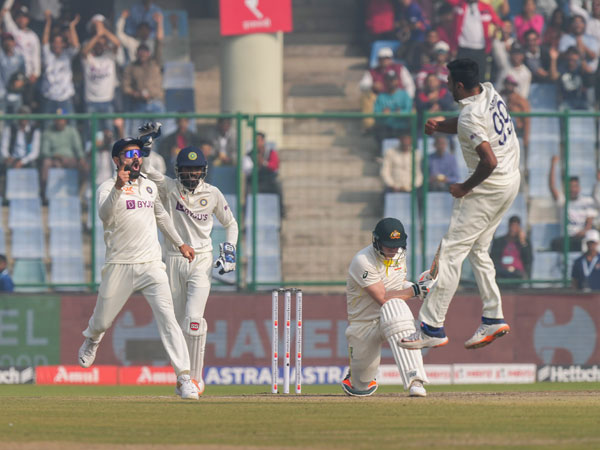 దెబ్బతీసిన అశ్విన్..