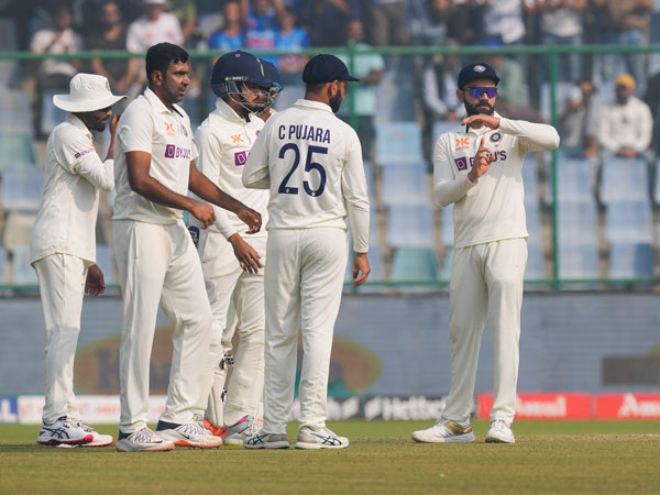 సంక్షిప్త స్కోర్లు..