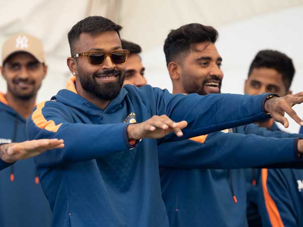 వణికించిన స్పిన్నర్లు..