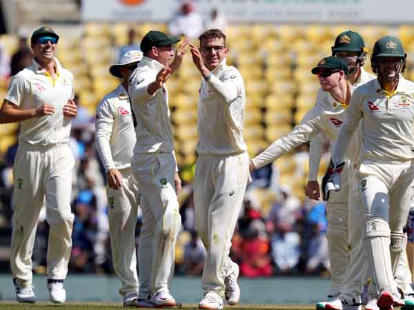 శాండ్ పేపర్ కాదుగా.. శాండ్ పేపర్ కాదుగా..