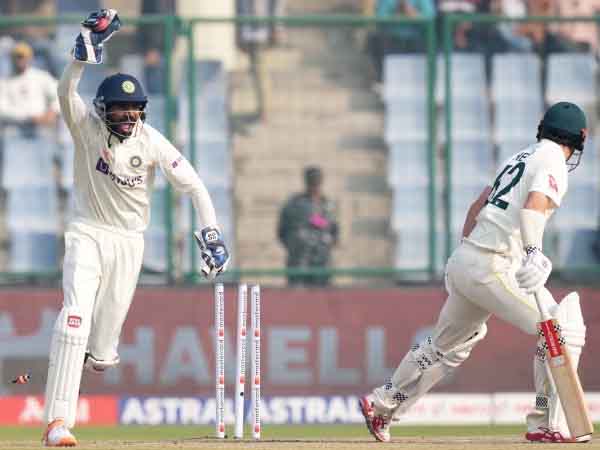 పిచ్‌ల గురించి మీరే మాట్లాడాలి..