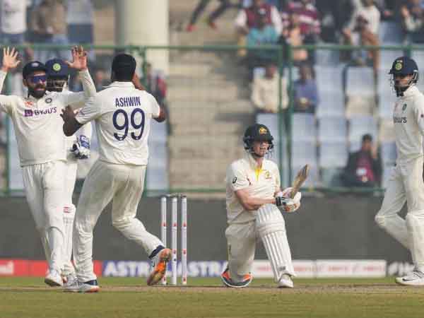 మాజీల అసహనం..