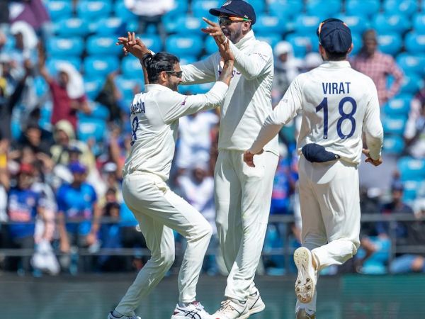 రోహిత్ శర్మ హాఫ్ సెంచరీ..