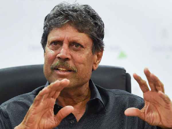 చెంపదెబ్బ కొట్టాలనుంది..