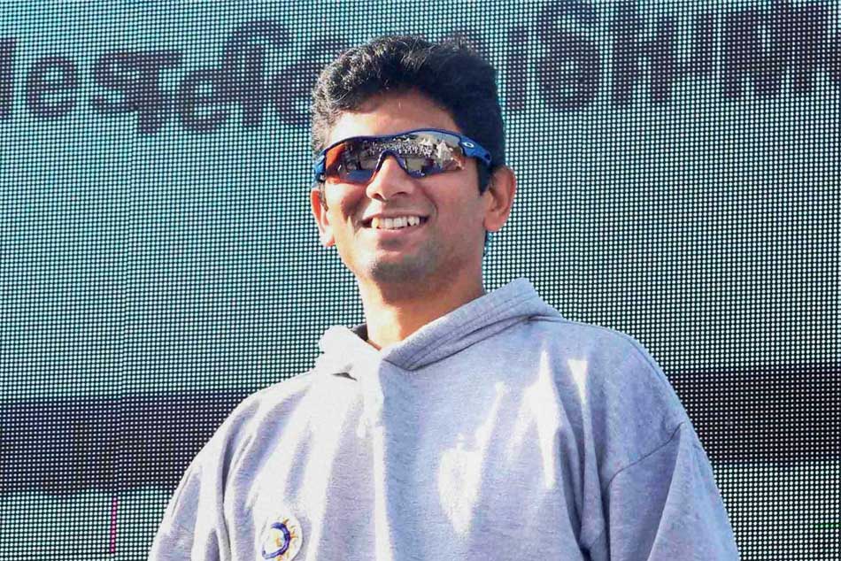 Former legend slams that KL Rahul is selected due to favourtism Former legend slams that KL Rahul is selected due to favourtism