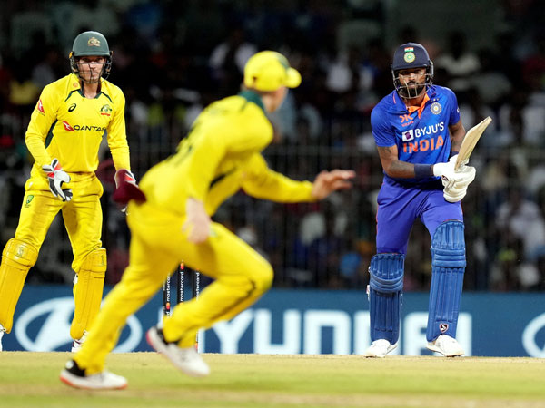 Dinesh Karthik says Played on Hardik Pandyas ego on Steve Smiths tactics in 3rd ODI