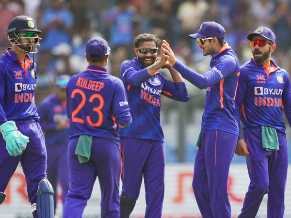 ఛేజింగ్ చేస్తే బెటర్..