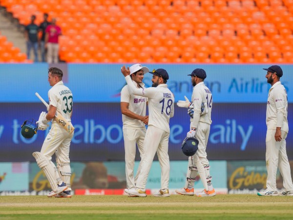 పుజారాతో బౌలింగ్..