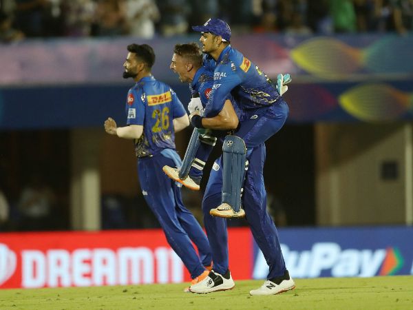 బలమైన మిడిలార్డర్..