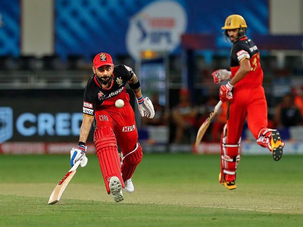 ఆర్‌సీబీ తుది జట్టు(అంచనా)