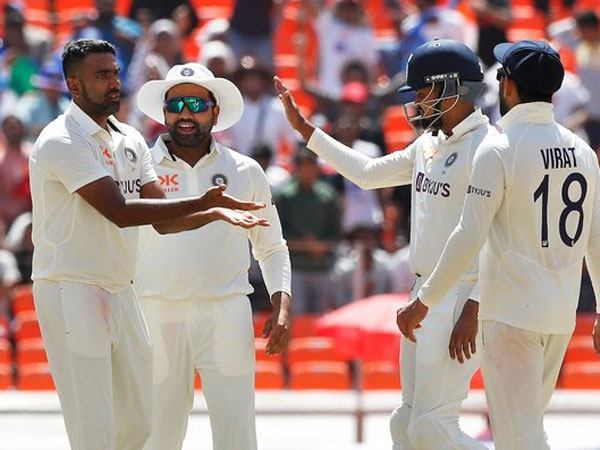 ఆ వెంటనే క్యారీ..