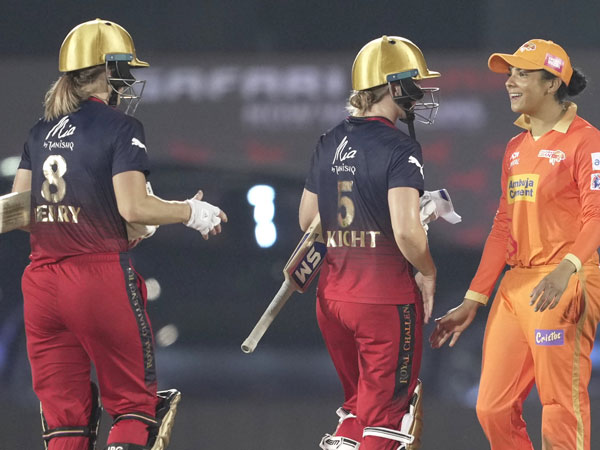 WPL 2023: Sophie Devines 36-ball 99 propels RCB to big 8-wicket win over Gujarat Giants