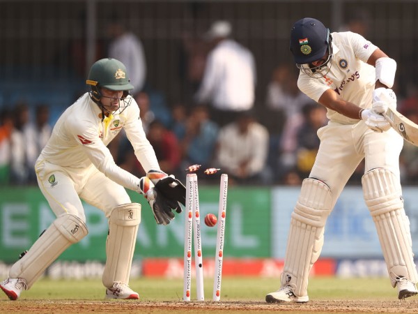  పిచ్‌ను అంచనా వేయలేక..