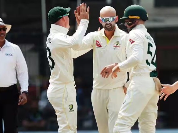 నెంబర్ వన్ ఓవర్‌సీస్ బౌలర్..