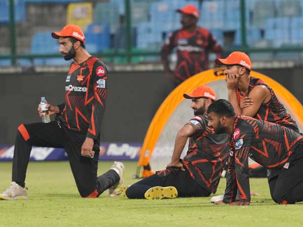 SRH IPL Team Against DC