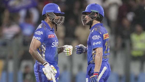SKY show & Wadhera help Mumbai DEMOLISH RCB by 6 wickets SKY show & Wadhera help Mumbai DEMOLISH RCB by 6 wickets