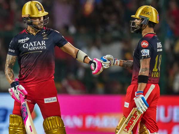 Faf du Plessis Virat Kohli