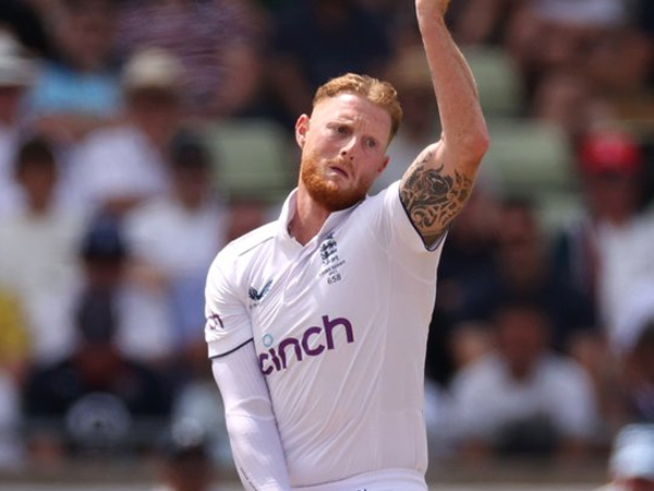 Fans praises Ben Stokes as he sets up Usman Khawaja with Box Cricket fielding.