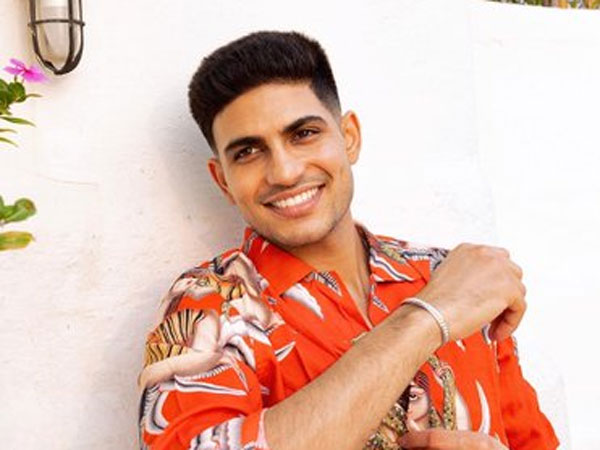 Marriage proposal for Shubman Gill at The Oval goes viral