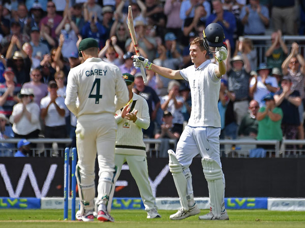 England batters smash Aussie pace attack on all parts of the ground
