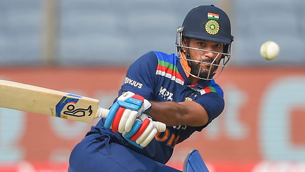 Shikhar Dhawan wants this failed player in World Cup