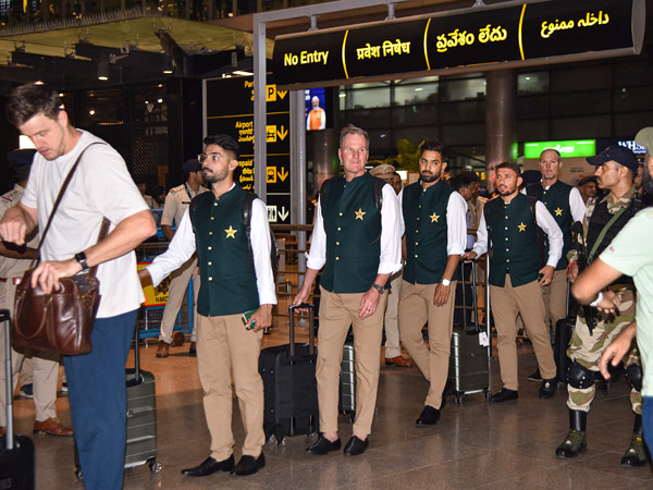 Pakistan and New Zealand cricket teams arrives in Hyderabad