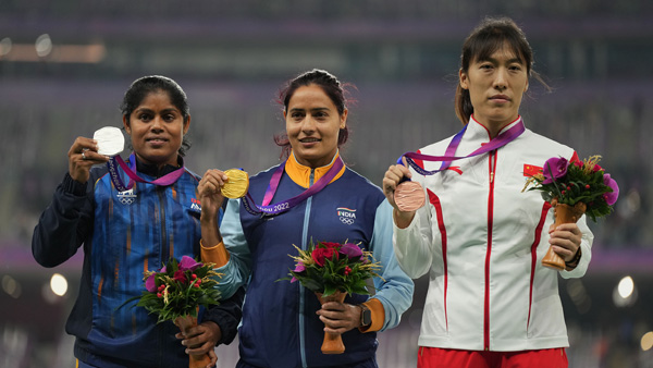  Annu Rani wins gold