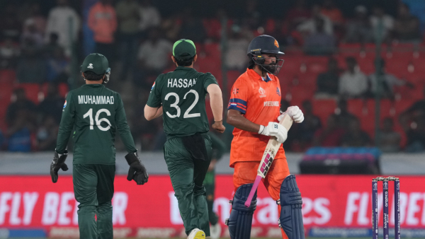 Pakistan beat Netherlands by 81 runs