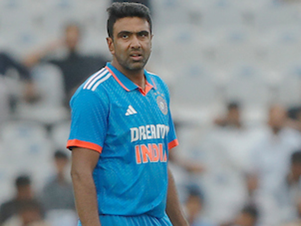  Netizen trolls Ravi Ashwin. His reply wins even Pakistani hearts