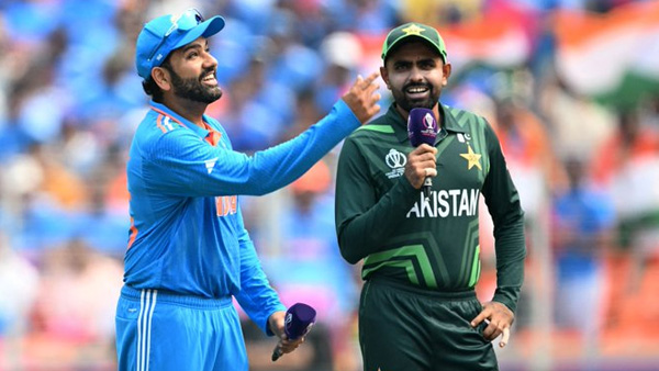 World Cup 2023 INDvsPAK Rohit makes one key change in Team India against Pakistan
