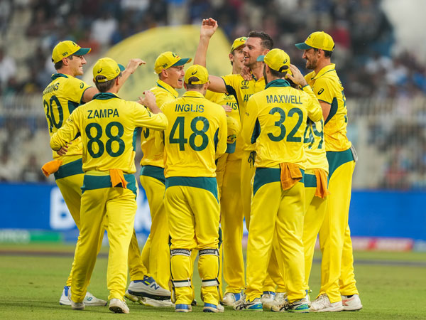 IND vs AUS final: PM Modi visited the Team Indian dressing room 