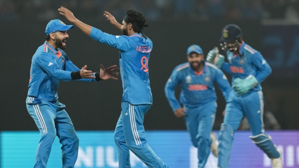 IND vs SA, World Cup 2023: Rohit Sharma to take DRS review, gets Klaasens wicket goes viral IND vs SA, World Cup 2023: Rohit Sharma to take DRS review, gets Klaasens wicket goes viral