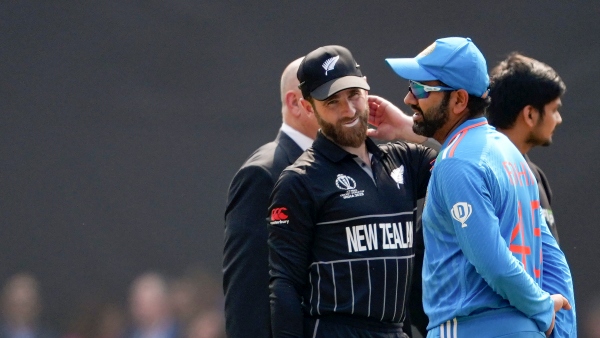 World Cup 2023 INDvsNZ Sunil Gavaskar slams reporters over pitch controversy