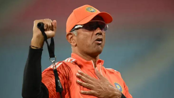 T20 World Cup 2024 fans happy to see Rahul Dravid continue to be the head coach