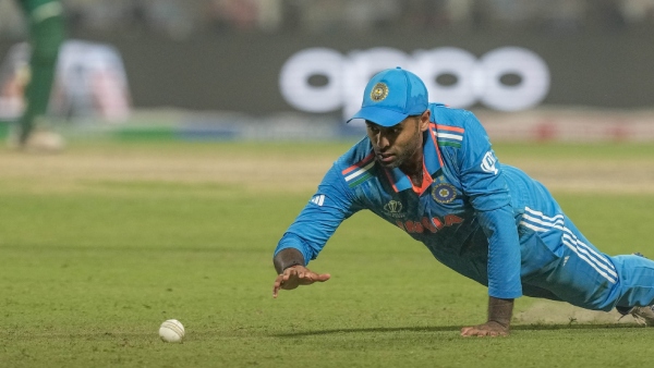 World Cup 2023 INDvsNED Suryakumar won the best fielder medal World Cup 2023 INDvsNED Suryakumar won the best fielder medal