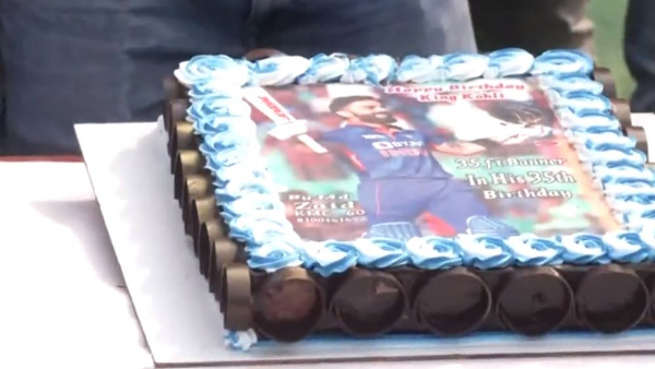 CWC 2023, IND vs SA: Artist Sudarshan Patnaik made a Sand sculpture of Virat Kohlionhisbirthday