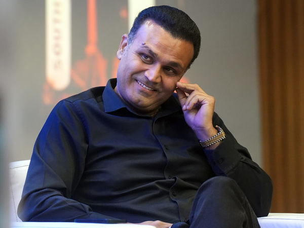 Virender Sehwag and other former players can replace Rahul Dravid Team India new head coach