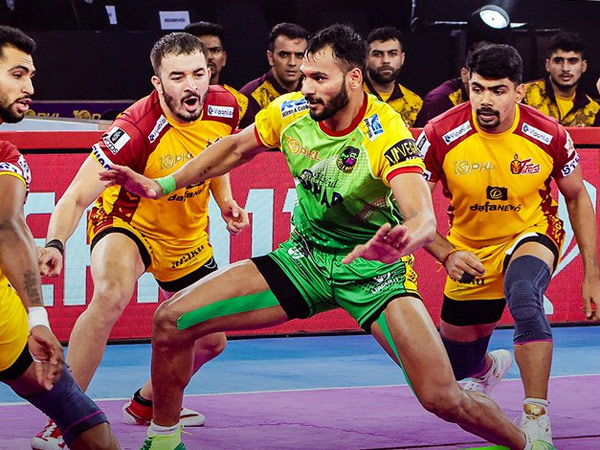 Pro Kabaddi League: Patna Pirates Beat Telugu Titans by 50-28