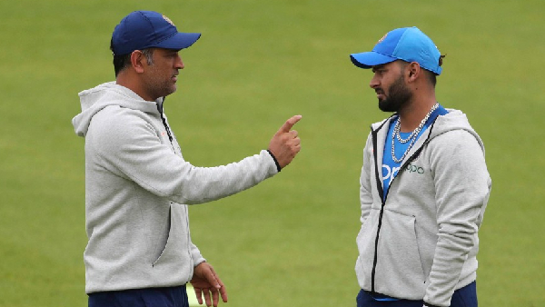 MS Dhoni and Rishabh Pant compete after IPL 2024 auction. Pant with heavy shots on Mahi. Video goes viral.