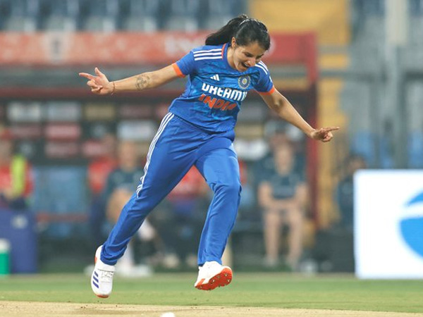 INDW vs ENGW: Danielle Wyatt, Nat Sciver Brunt Knocks Help England Score 197/6