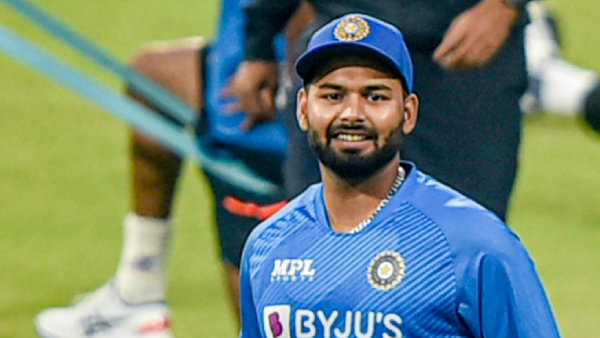 Deep Dasgupta says Rishabh Pant to be MS Dhonis replacement at CSK in IPL 2025