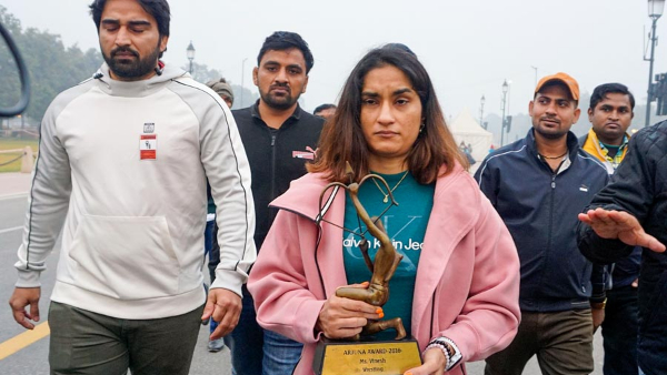 Vinesh Phogat left her awards on Kartavya Path pavement in New Delhi