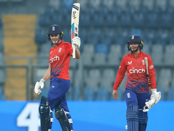 INDW vs ENGW: Danielle Wyatt, Nat Sciver Brunt Knocks Help England Score 197/6