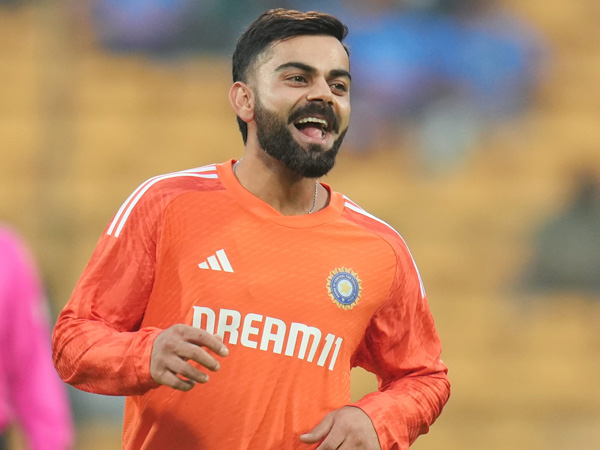 IND vs ENG: Virat Kohli chants erupt in stadium as Hyderabad crowd misses star batter