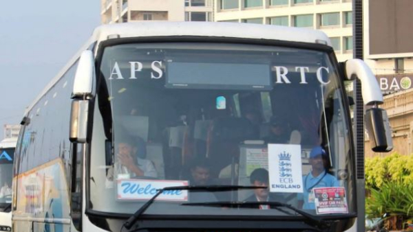  Team India and England Players Traveling In APSRTC Busses for 2nd test