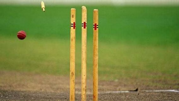 Strange Cricket incident: Ball goes through the stumps and Bails remain intact Video goes viral 